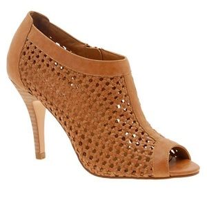 Aldo Rossetti peep toe booties
